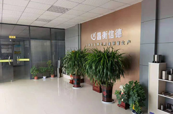 侮辱丰满美丽的人妻